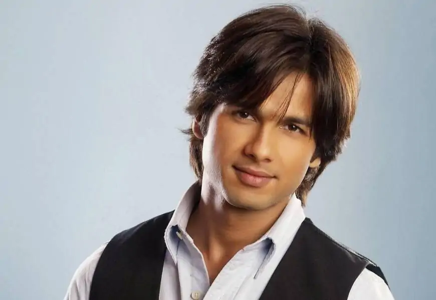 Shahid Kapoor Biography – Age, Height, Wife, Family, Education, Life Story, Net Worth and More