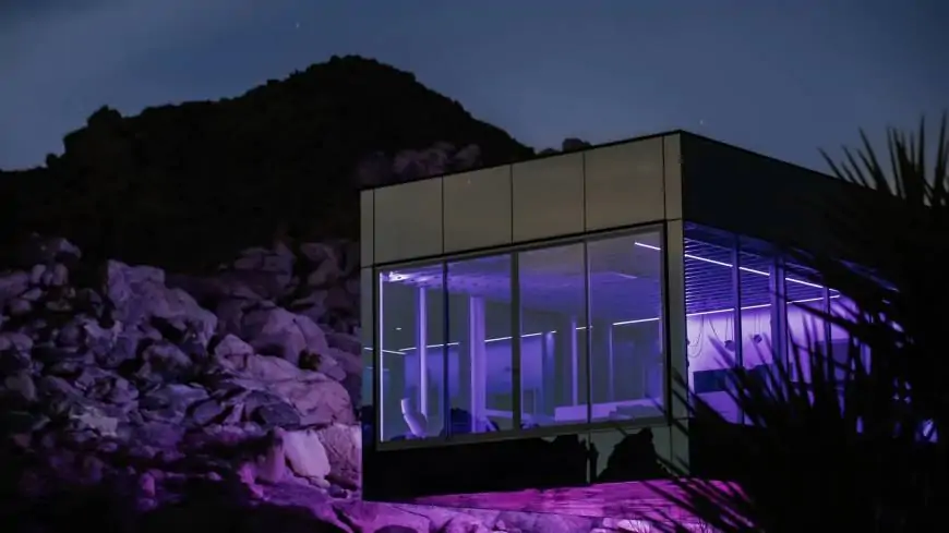 The Invisible House: A Modern Marvel in the Desert