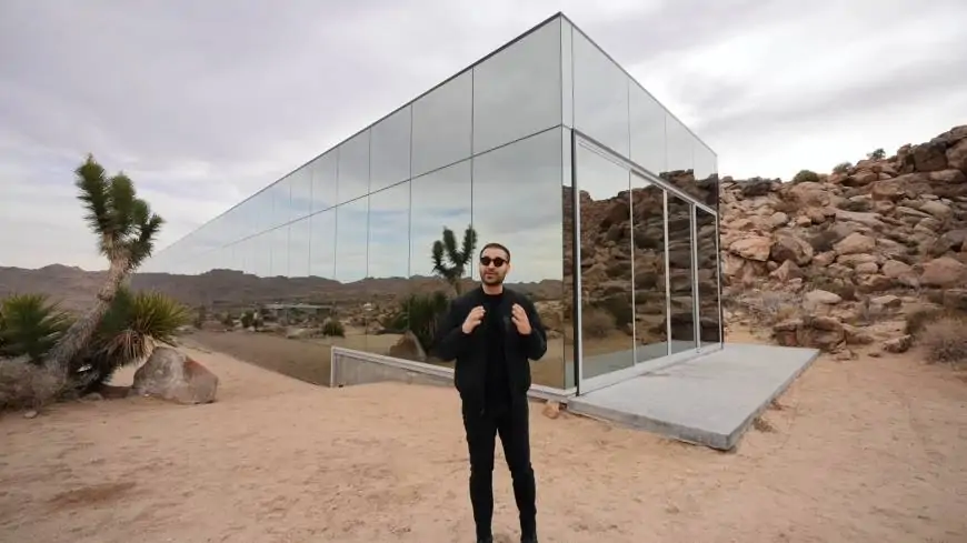 The Invisible House: A Modern Marvel in the Desert