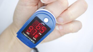 What’s a Pulse Oximeter? Should You Buy One To Monitor COVID-19 at Home?